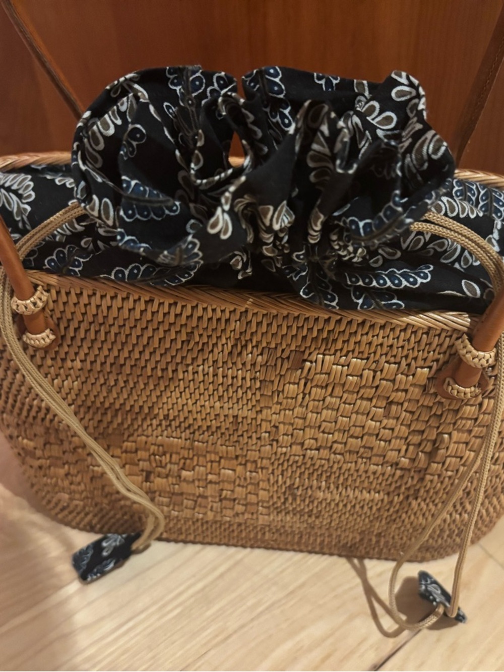 Woven Rattan Tote Bag with Black and Blue Batik Print Drawstring Liner - Picture 3 of 10